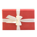 جعبه کادویی قرمز پاپیون دار