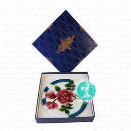 نقاشی پشت شیشه طرح گل سرخ دایره ای سفید