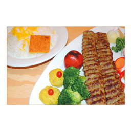 چلو کباب لقمه زعفرانی جوان