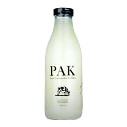 شیر شیشه کم چرب 1 لیتری پاک