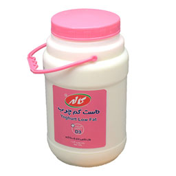 ماست تازه کم چرب کاله 1900 گرمی