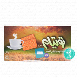 بیسکویت خانواده با تزیین کنجد توتیام