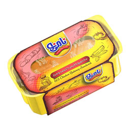 ساندویچ نیم باگت کالباس مرغ 60 درصد 130 گرمی نامی نو