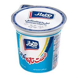 ماست کم چرب باویتامینD3 750 گرمی هراز