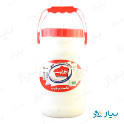 ماست پرچرب 2000 گرمی طراوت